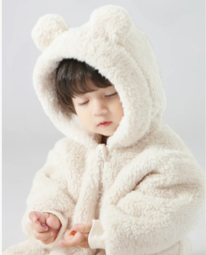 Barboteuse bébé blanche premium détail combinaison ultra-douce nouveau-né confort maximal hiver
