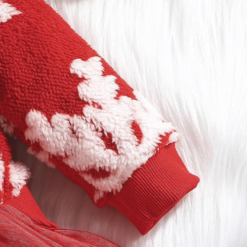 Détail sweat rouge flocons relief texture doucemedebebeetmaman.com.com