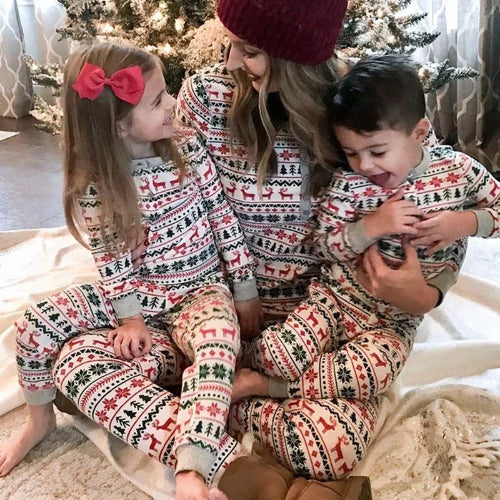 Pyjama NoĂ«l Famille Assorti - Collection Cocooning 2025 đ royaumedebebeetmaman.com.com
