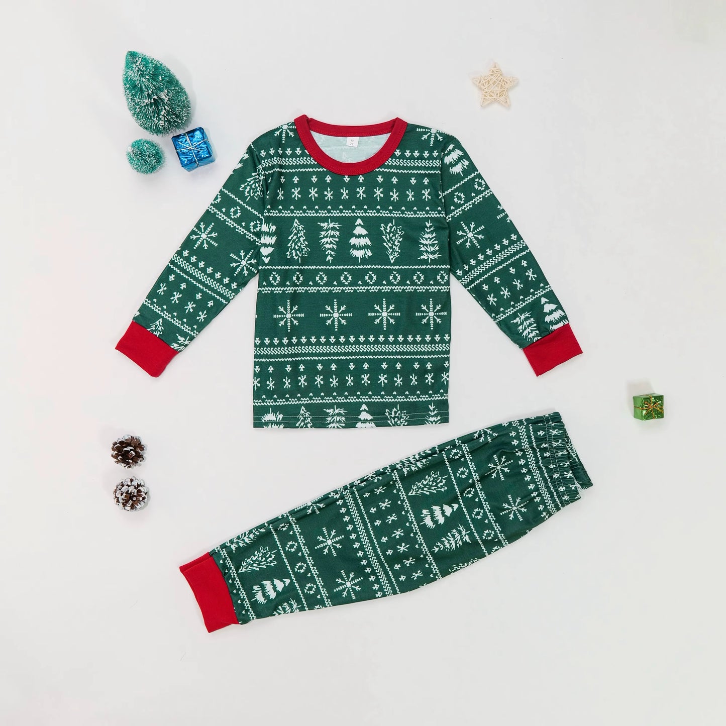Pyjama NoĂ«l Famille Vert Assorti - Collection Sapin Festive 2025đ royaumedebebeetmaman.com.com