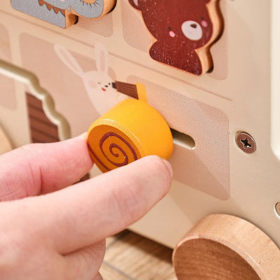 Cube d'activité bébé - Éveil Naturel  royaumedebebeetmaman.com.com