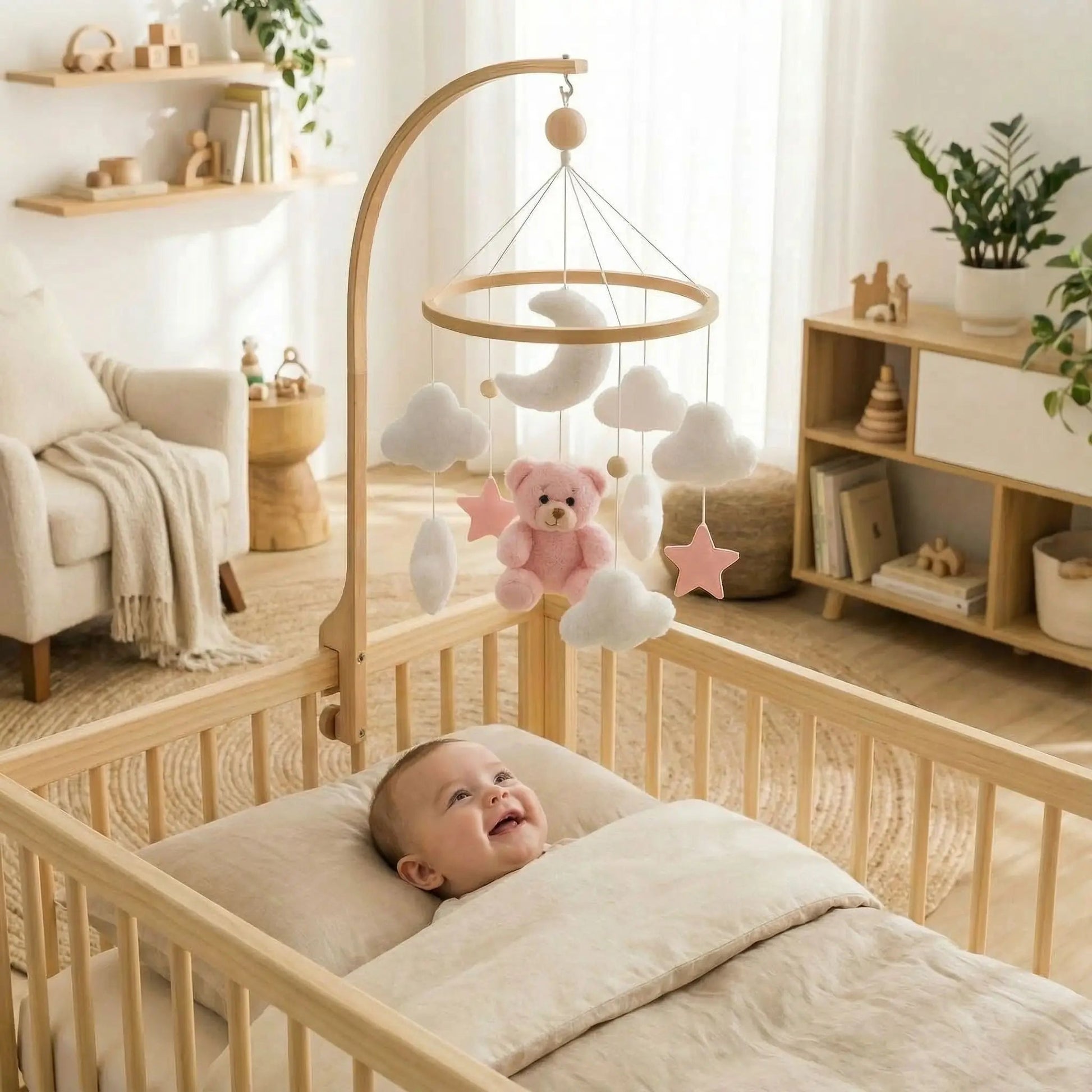 Mobile bébé- Mélodies Enchantées  royaumedebebeetmaman.com.com