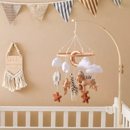 Mobile bebe animal de royaume de bebe et maman