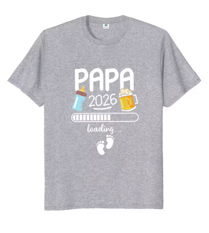 T-shirt personnalisé - Papa 2026 Loading  royaumedebebeetmaman.com.com