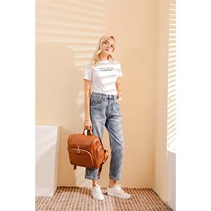 SAC A DOS A LANGER BEBE EN CUIR  royaumedebebeetmaman.com.com