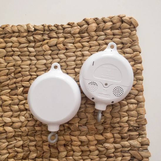 Mobile bébé- Mélodies Enchantées  royaumedebebeetmaman.com.com