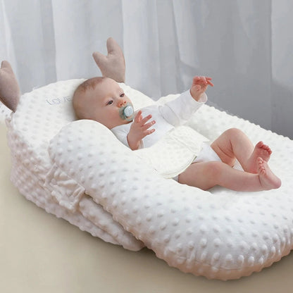 cocon bebe | reducteur de lit cerf  royaumedebebeetmaman.com.com