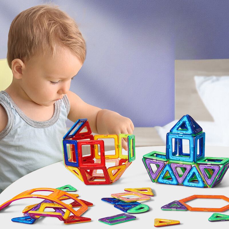 Jeu de construction magnétique -MagniBloc™  royaumedebebeetmaman.com.com