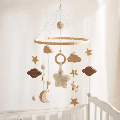 Mobile bébé - Univers Etoiles  royaumedebebeetmaman.com.com