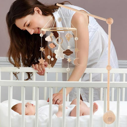 Mobile bébé - Univers Etoiles  royaumedebebeetmaman.com.com