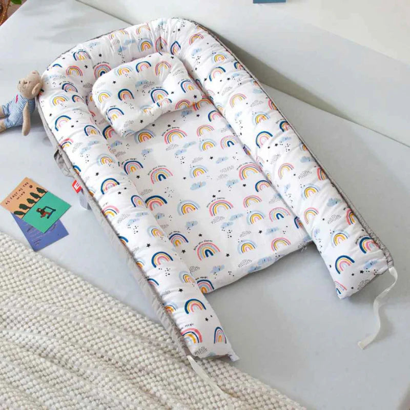 Reducteur de Lit - Arc-en-Ciel  royaumedebebeetmaman.com.com