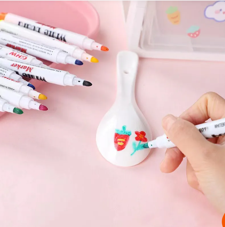 Le coloriage magique flottant  royaumedebebeetmaman.com.com