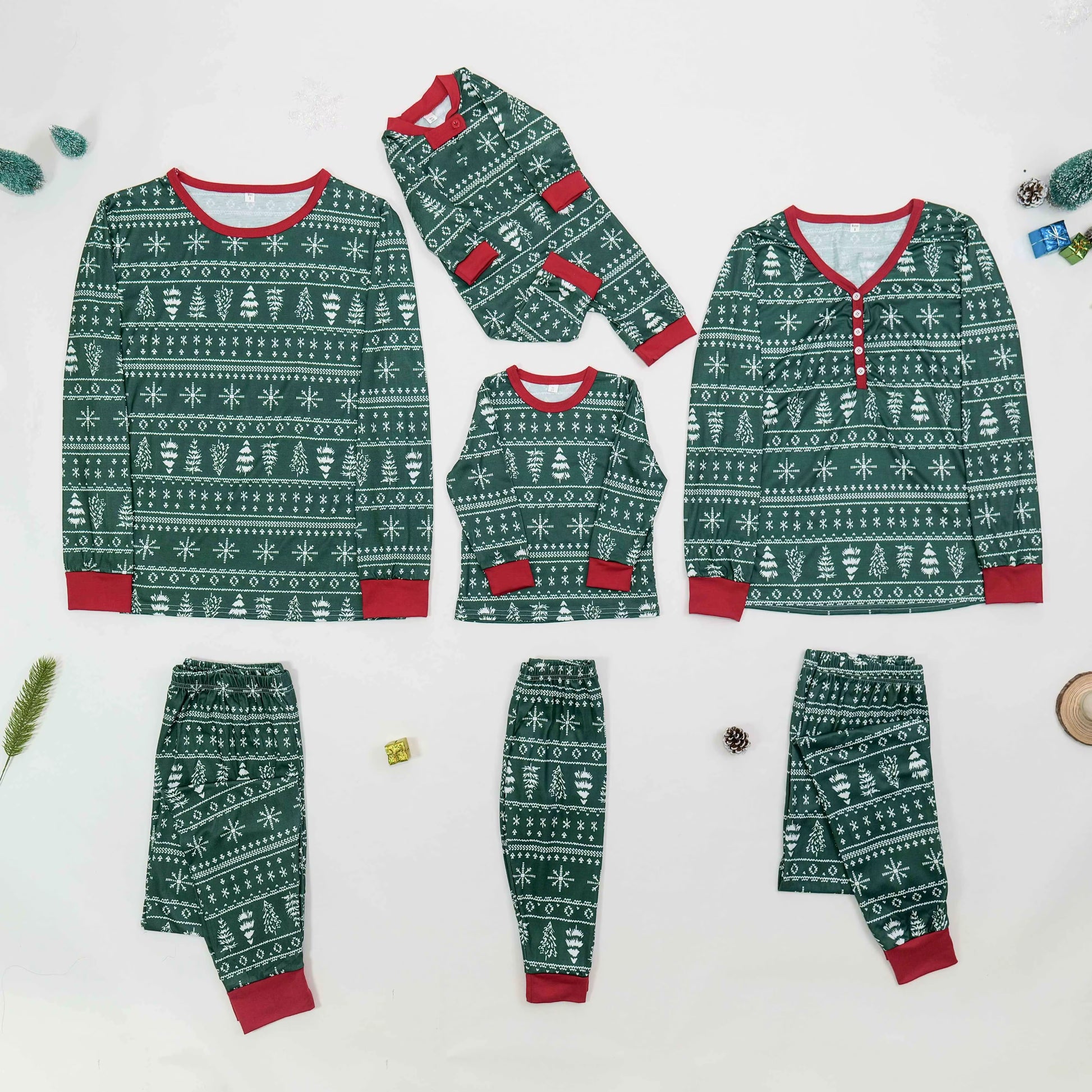 Pyjama Noël Famille Vert Assorti - Collection Sapin Festive 2025🎄  royaumedebebeetmaman.com.com