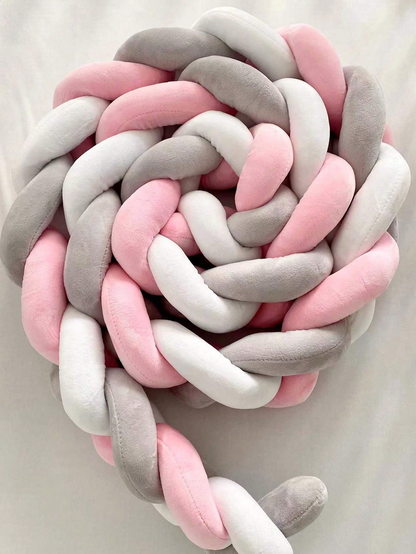 tour de lit bebe tresse de royaume de bebe et maman